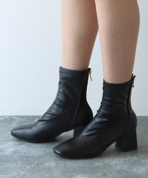 BLUEEAST(ブルーイースト)の「ストレッチショートブーツ(ブーツ・レディース・ブラック/アイボリー/ベージュ・LARGE/X-LARGE/MEDIUM)」の6枚目の写真