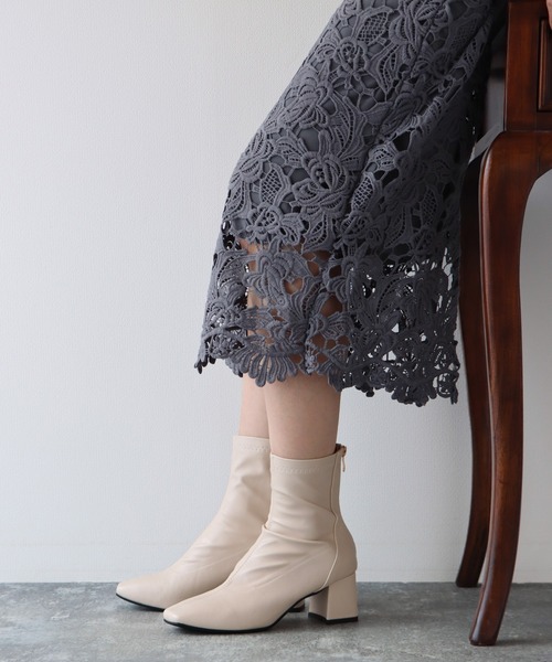 BLUEEAST(ブルーイースト)の「ストレッチショートブーツ(ブーツ・レディース・ブラック/アイボリー/ベージュ・LARGE/X-LARGE/MEDIUM)」の17枚目の写真