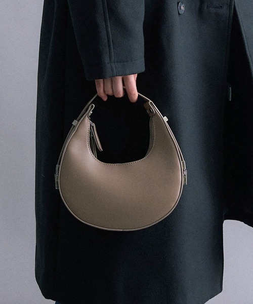 SETUP7（セットアップセブン）の「【SETUP7】ハーフムーンハンドバッグ KNF（ハンドバッグ・レディース・ホワイト/ベージュ/ブラウン/グリーン/ブラック・FREE）」の11枚目の写真