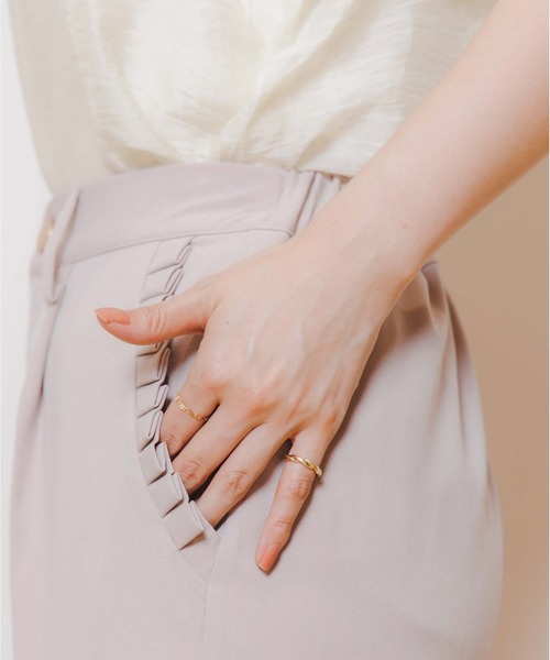 flower（フラワー）の「スモーキーテーパードパンツ（スラックス・レディース・ブラウン/ベージュ・FREE）」の4枚目の写真