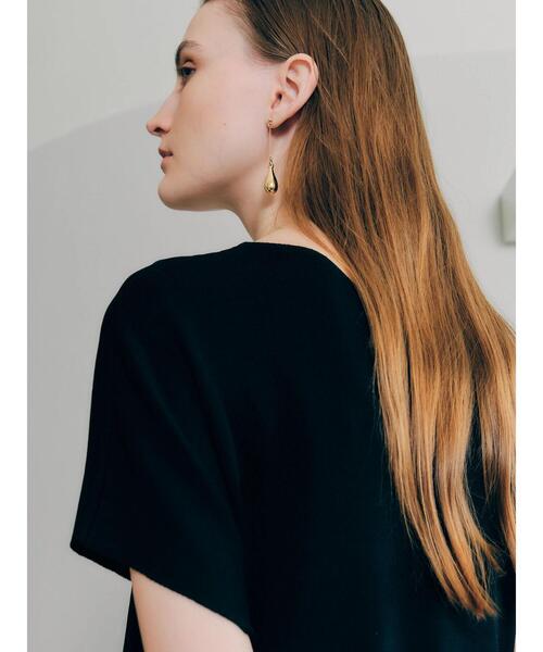 YECCA VECCA(イェッカヴェッカ)の「シズクメタルピアス(ピアス(両耳用))」 WEAR