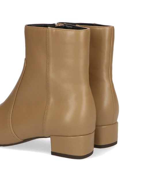 WA ORiental TRaffic(ダブルエーオリエンタルトラフィック)の「スクエアトゥプレーンショートブーツ/22401(ブーツ・レディース・ブラック/ベージュ/グレー・LL/S/M/L/3L/SS)」の22枚目の写真