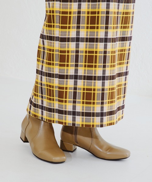 WA ORiental TRaffic(ダブルエーオリエンタルトラフィック)の「スクエアトゥプレーンショートブーツ/22401(ブーツ・レディース・ブラック/ベージュ/グレー・LL/S/M/L/3L/SS)」の7枚目の写真