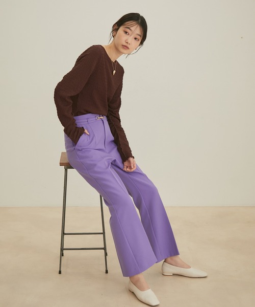 VIS(ビス)の「【洗える】膨れシャーリング調ギャザースリーブトップス(Tシャツ/カットソー・レディース・ブラック/ダークブラウン/ミント/キナリ・FREE)」の8枚目の写真