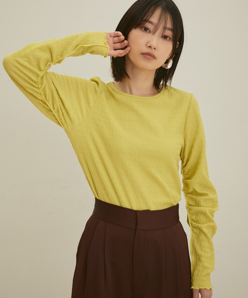 VIS(ビス)の「【洗える】膨れシャーリング調ギャザースリーブトップス(Tシャツ/カットソー・レディース・ブラック/ダークブラウン/ミント/キナリ・FREE)」の13枚目の写真