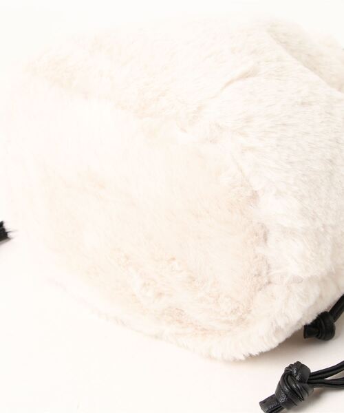 KOBE LETTUCE(コウベレタス)の「2wayファー巾着ミニバッグ(ショルダーバッグ・レディース・ピンク系/ブラウン系その他/アイボリー/モカ/レオパード/ブラウン系その他2/グリーン系/グレー・FREE)」の10枚目の写真