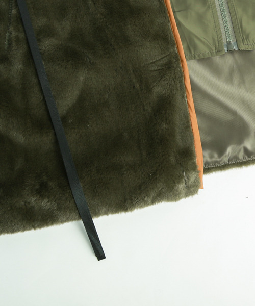 La-gemme（ラジェム）の「異素材切り替えファージャケット（その他アウター・レディース・ブラック/カーキ/ブラウン・フリー）」の11枚目の写真