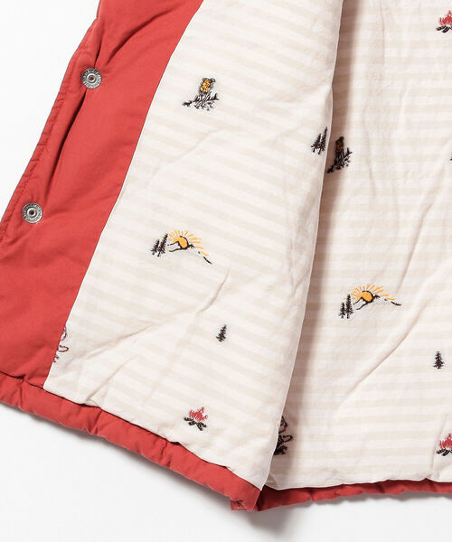 REMI RELIEF(レミレリーフ)の「REMI RELIEF × BEAMS PLUS / 別注 Down Vest(ベスト・メンズ・ブルー/オレンジ・SMALL/MEDIUM/LARGE/X-LARGE)」の9枚目の写真