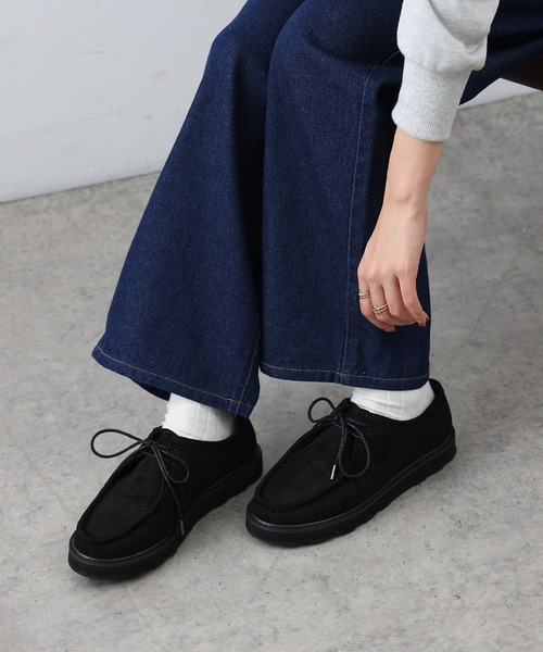 COLONY 2139（コロニートゥーワンスリーナイン）の「軽量底モカシンシューズ（モカシン/デッキシューズ・レディース・ブラック/ベージュ・SMALL/MEDIUM/LARGE）」の21枚目の写真