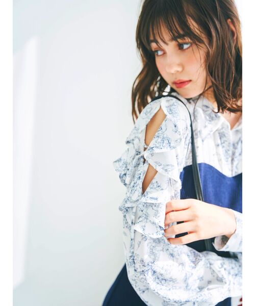 dazzlin(ダズリン)の「オープンフリルリブワンピース(ワンピース・レディース・ベージュ/ネイビー/ブラック・FREE)」の15枚目の写真