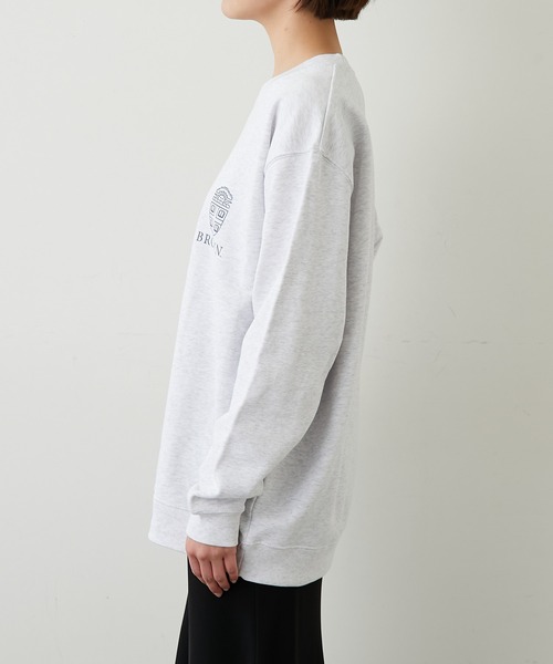 GALLARDAGALANTE(ガリャルダガランテ)の「Brown Univ. ロゴスウェット/GY【オンラインストア限定商品】(スウェット・レディース・グレー・FREE)」の9枚目の写真