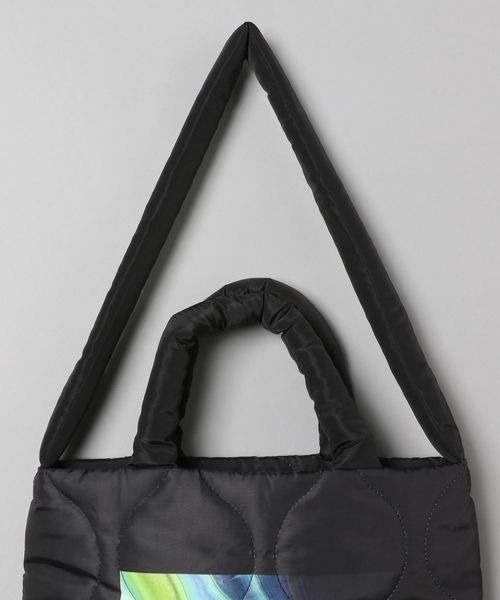 JEANASIS(ジーナシス)の「アートフォトPCエアーバッグ/187440(ショルダーバッグ・レディース・グレー/ブラック・FREE)」の12枚目の写真