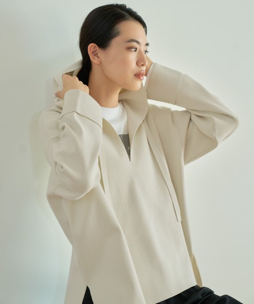 eL（エル）の「【eL】Loose knit Hoodie/184755（ニット/セーター・レディース・ブラック/アイボリー/グレイッシュベージュ・FREE）」の4枚目の写真