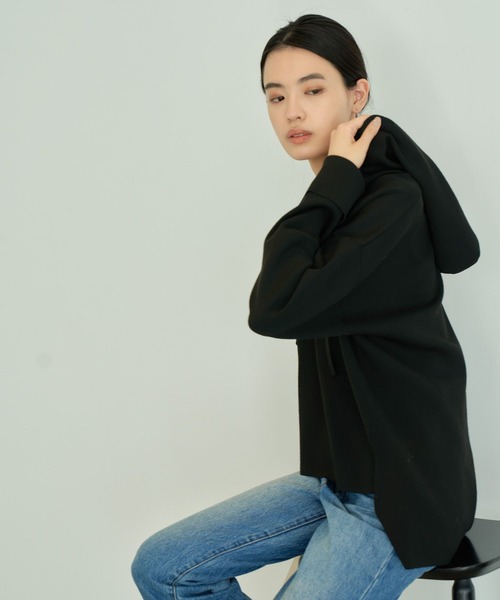 eL（エル）の「【eL】Loose knit Hoodie/184755（ニット/セーター・レディース・ブラック/アイボリー/グレイッシュベージュ・FREE）」の21枚目の写真