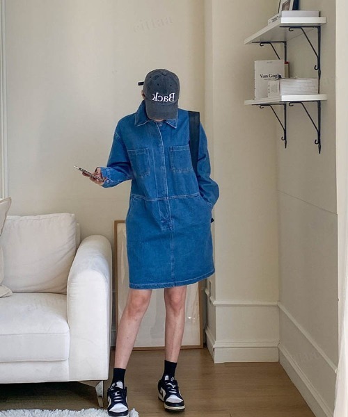 Dalfwin(ダールフィン)の「デニムシャツひざ丈ミニワンピース(ワンピース・レディース・ブルー・FREE)」の14枚目の写真