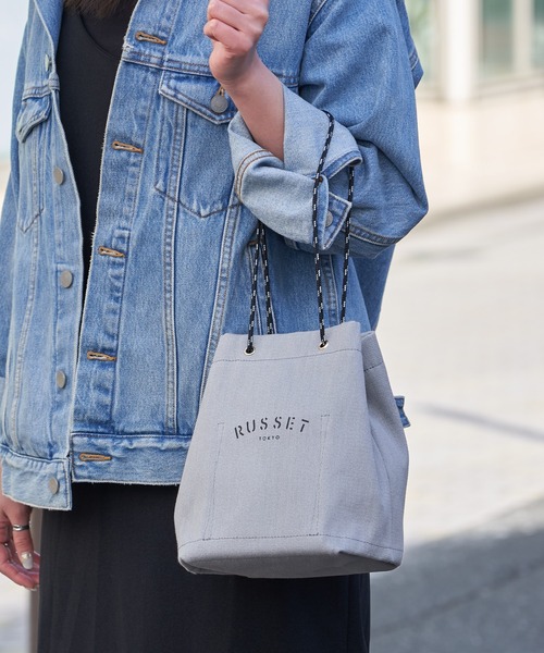 russet（ラシット）の「＜Blue Label＞巾着ショルダーバッグ(CE-1034)（ショルダーバッグ・レディース・ベージュ/アイボリー/グレー・FREE）」の8枚目の写真