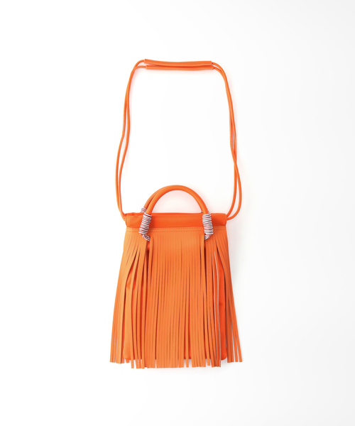LE VERNIS（ル・ベルニ）の「【LE VERNIS / ル・ベルニ】フリンジショルダー2022-3（ショルダーバッグ・レディース・シルバー/オレンジ/ブラック・FREE）」の3枚目の写真
