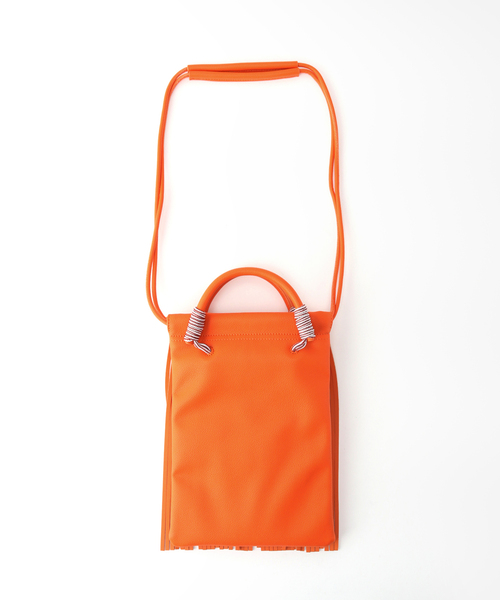 LE VERNIS（ル・ベルニ）の「【LE VERNIS / ル・ベルニ】フリンジショルダー2022-3（ショルダーバッグ・レディース・シルバー/オレンジ/ブラック・FREE）」の8枚目の写真