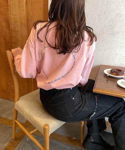 LE MORE（リモア）の「ハートデザインロングTシャツ（Tシャツ/カットソー・レディース・ホワイト/ピンク/グレー・FREE）」の3枚目の写真