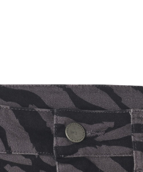 ROXY(ロキシー)の「FLARE PANTS/ロキシーストレッチフレアパンツ(その他パンツ・レディース・マルチ/ブラック/パープル・LARGE/MEDIUM)」の14枚目の写真