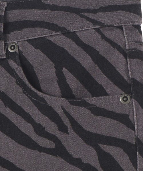 ROXY(ロキシー)の「FLARE PANTS/ロキシーストレッチフレアパンツ(その他パンツ・レディース・マルチ/ブラック/パープル・LARGE/MEDIUM)」の16枚目の写真