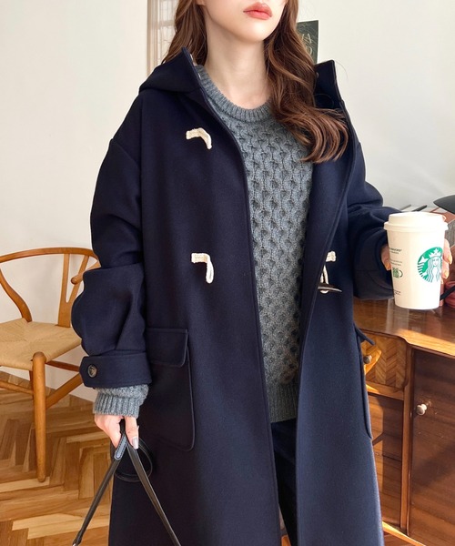 moment+(モーメントプラス)の「クルーネックケーブル編みオーバーサイズニットプルオーバー(ニット/セーター・レディース・アイボリー/チャコールグレー/グレイッシュベージュ・M/L)」の20枚目の写真