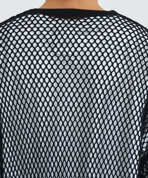 SHAREEF(シャリーフ)の「STUDIOUS別注 MESH PULLOVER(Tシャツ/カットソー・メンズ・ホワイト/ブラック・1/2)」の18枚目の写真