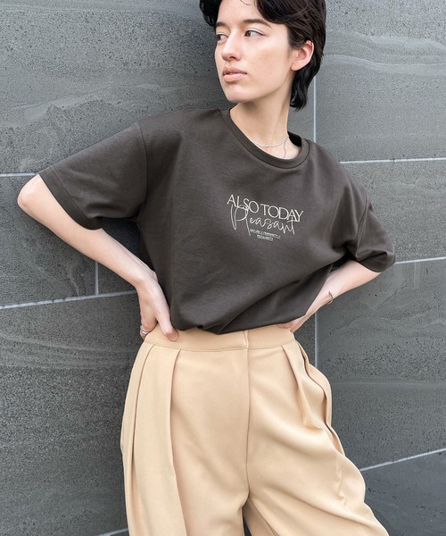 select MOCA(セレクトモカ)の「ロゴプリントストレッチTシャツ(Tシャツ/カットソー・レディース・スミクロ/ホワイト・FREE)」の7枚目の写真