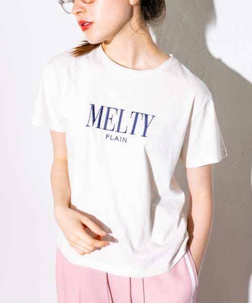 OLIVE des OLIVE(オリーブデオリーブ)の「チャスカラーTシャツ 1031060380(Tシャツ/カットソー・レディース・オフホワイト/ブラック/ラベンダー/レッド/サックスブルー・FREE)」の2枚目の写真