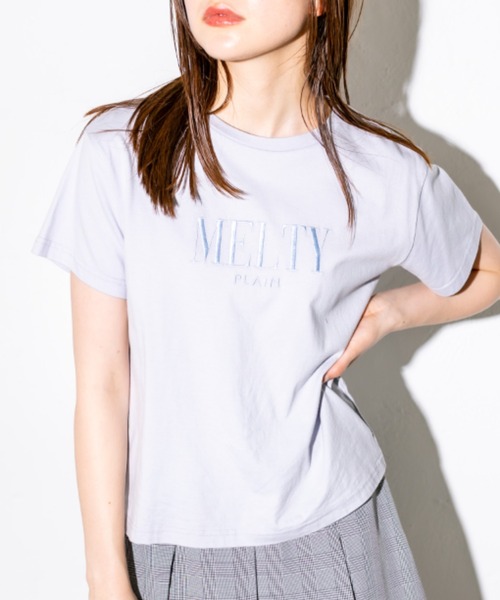 OLIVE des OLIVE(オリーブデオリーブ)の「チャスカラーTシャツ 1031060380(Tシャツ/カットソー・レディース・オフホワイト/ブラック/ラベンダー/レッド/サックスブルー・FREE)」の4枚目の写真