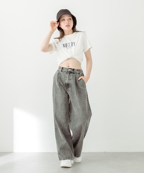 OLIVE des OLIVE(オリーブデオリーブ)の「チャスカラーTシャツ 1031060380(Tシャツ/カットソー・レディース・オフホワイト/ブラック/ラベンダー/レッド/サックスブルー・FREE)」の6枚目の写真