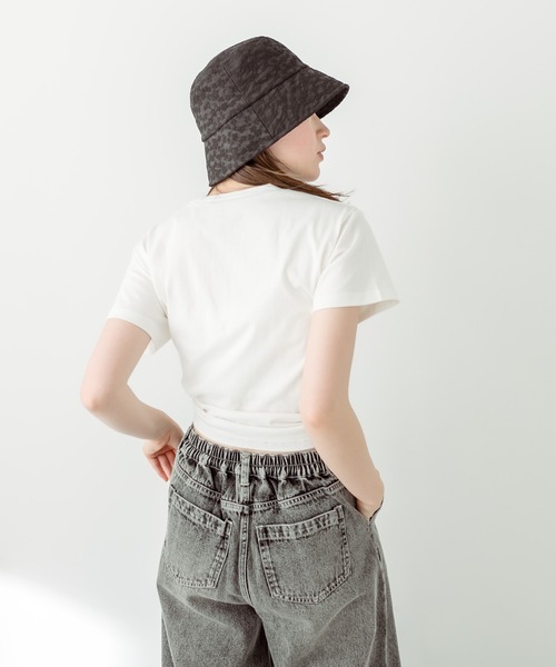 OLIVE des OLIVE(オリーブデオリーブ)の「チャスカラーTシャツ 1031060380(Tシャツ/カットソー・レディース・オフホワイト/ブラック/ラベンダー/レッド/サックスブルー・FREE)」の11枚目の写真