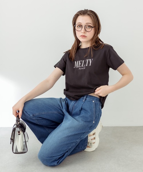 OLIVE des OLIVE(オリーブデオリーブ)の「チャスカラーTシャツ 1031060380(Tシャツ/カットソー・レディース・オフホワイト/ブラック/ラベンダー/レッド/サックスブルー・FREE)」の21枚目の写真