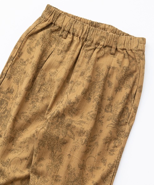 fort point（フォーポイント）の「【FORTPOINT/フォートポイント】大人が穿きたいワンランク上のアンティーク柄パンツ　ボタニカルプリント　タックパンツ（その他パンツ・レディース・マスタード/オリーブ/チャコールグレー・FREE）」の8枚目の写真