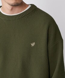 *SHIPS:〈ニット+ロンT〉ワンポイントロゴ ビッグシルエット レイヤード クルーネック ニット