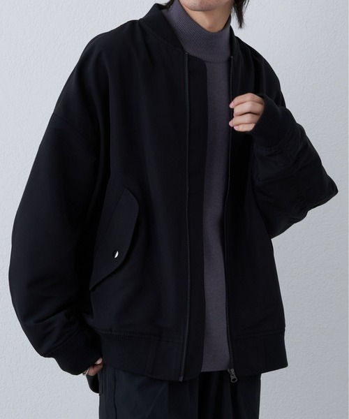 COLONY 2139（コロニートゥーワンスリーナイン）の「リサイクルポリハイネックニット（ニット/セーター・メンズ・アイボリー/グレイッシュベージュ/ブラック/バイオレット/ブルー・MEDIUM/LARGE）」の5枚目の写真