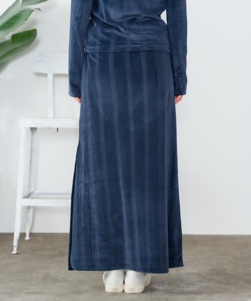 MILLER（ミラー）の「▲R.P.miller/ミラー Velor skirt ベロアスカート（スカート・レディース・ネイビー/ベージュ/アイボリー・FREE）」の5枚目の写真