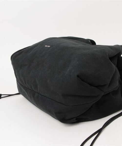 ORCIVAL（オーシバル）の「HORIZONTAL GATHERED BAG（トートバッグ・レディース・ブラック・FREE）」の3枚目の写真