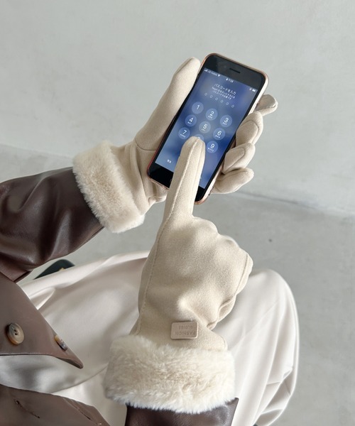 wears（ウェアーズ）の「スマホ対応ファー手袋（手袋・レディース・ベージュ/グレー/ピンク/ブラック・FREE）」の20枚目の写真