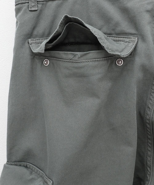 JOINT WORKS（ジョイントワークス）の「【CARHARTT WIP / カーハート ダブリューアイピー】COLE CARGO PANT（カーゴパンツ・メンズ・グリーン/ブラック・32/30）」の13枚目の写真