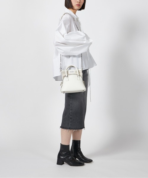 Maison Margiela（メゾンマルジェラ）の「Maison Margiela 5AC CLASSIQUE MICRO（ショルダーバッグ・レディース・ホワイト・FREE）」の2枚目の写真