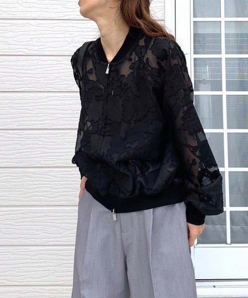 Q（キュー）の「ジャガードシアーブルゾン（ブルゾン・レディース・ブラック/アイボリー・MEDIUM）」の4枚目の写真