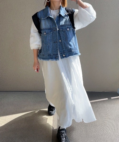 feepur by saya（フェピュールバイサヤ）の「フリンジデニムベスト（ベスト・レディース・ブラック/グレー/カーキ/ブルー/ネイビー・MEDIUM）」の7枚目の写真