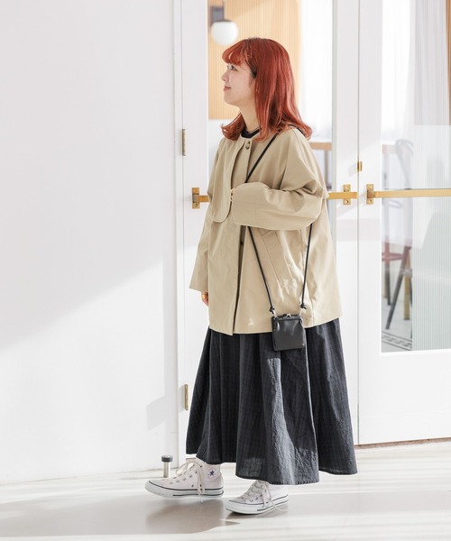 studio CLIP（スタディオクリップ）の「ノーカラーショートトレンチコート[プチサイズあり]（ノーカラーコート・レディース・ベージュ/ネイビー/キャメル・FREE/PF）」の13枚目の写真
