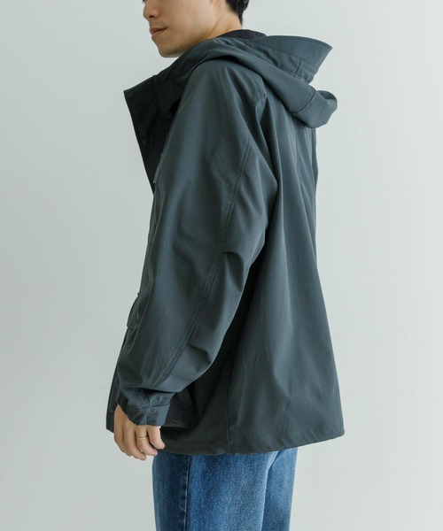 『URTECHPOLIshPOLI』マウンテンパーカー