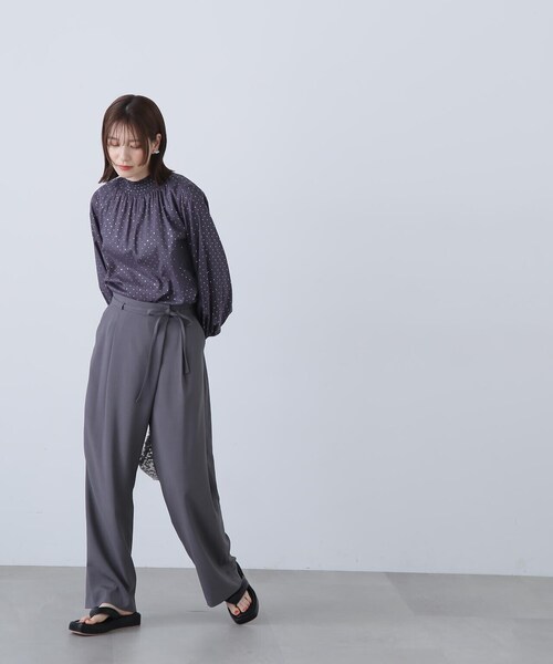 N.（N. Natural Beauty Basic）（エヌエヌナチュラルビューティーベーシック）の「◆箔ドットシャーリングブラウス（シャツ/ブラウス・レディース・ブラック系その他/ホワイト系その他・MEDIUM）」の7枚目の写真