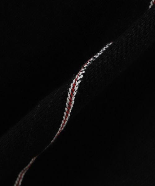 EDIFICE（エディフィス）の「【TATAMASS / タタマス】SELVAGE DENIM BELT PANTS（デニムパンツ・メンズ・ブラック/ホワイト・LARGE/MEDIUM）」の7枚目の写真