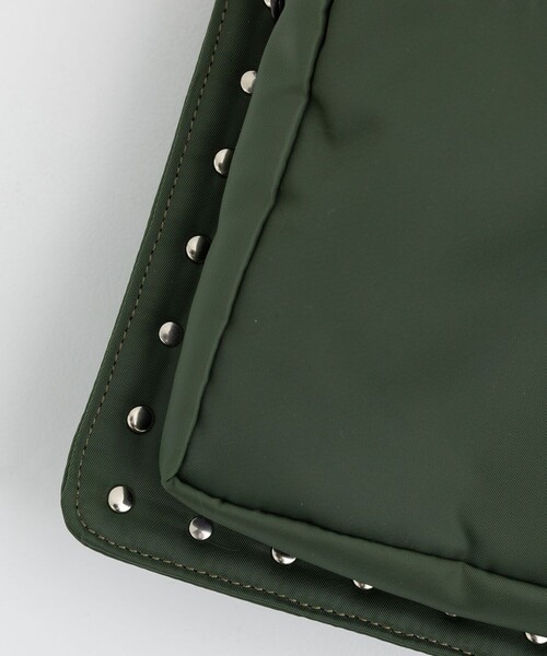 TOGA（トーガ）の「【TOGA×PORTER/トーガ×ポーター】Shoulder pouch PORTER SP/ショルダーバッグ ポータースペシャル（ショルダーバッグ・レディース・ブラック/グリーン・FREE）」の14枚目の写真