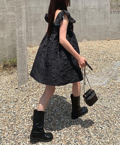 gossip!ロサンゼルス(ゴシップロサンゼルス)の「ラッフルショルダ-ワンピース(シャツ/ブラウス・レディース・ブラック/ホワイト・FREE)」の20枚目の写真