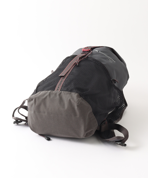 KLATTERMUSEN(クレッタルムーセン)の「KLATTERMUSEN / クレッタルムーセン Fjorm Backpack 18L 40432U11(バックパック/リュック・メンズ・ブラック系その他・FREE)」の5枚目の写真